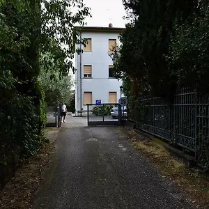 Letizia Lazise